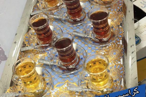 خدمة شاي وقهوة وعصير